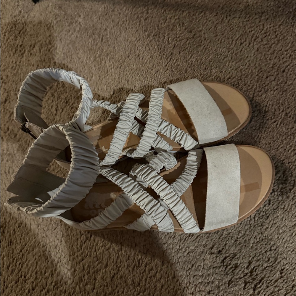 Women's White Sorel Strappy Sandals
